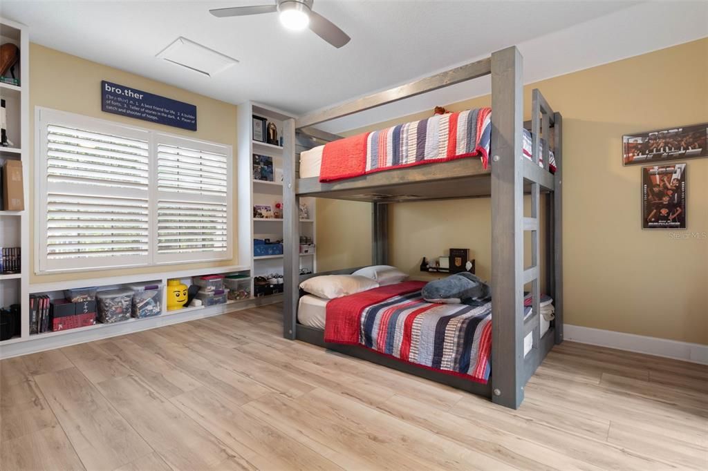 For Sale: $775,000 (5 beds, 3 baths, 3212 Square Feet)