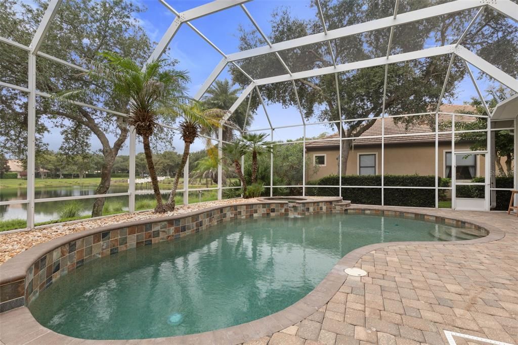 For Sale: $775,000 (5 beds, 3 baths, 3212 Square Feet)