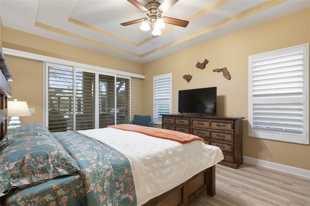 For Sale: $775,000 (5 beds, 3 baths, 3212 Square Feet)