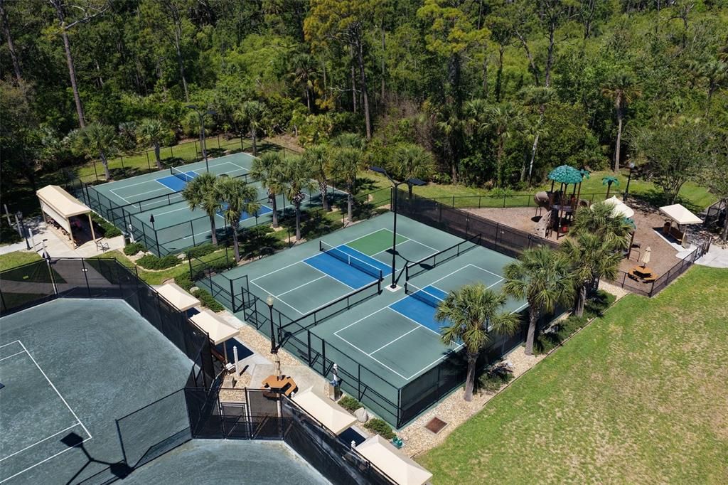 For Sale: $775,000 (5 beds, 3 baths, 3212 Square Feet)
