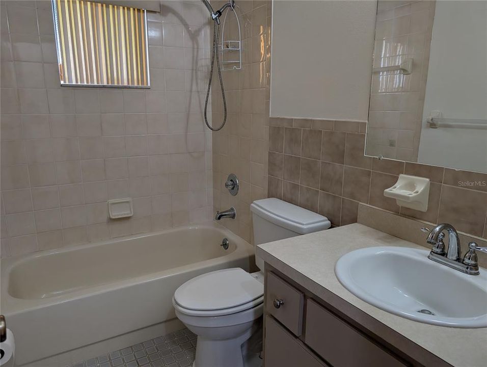 В аренду: $1,500 (2 спален, 2 ванн, 990 Квадратных фут)