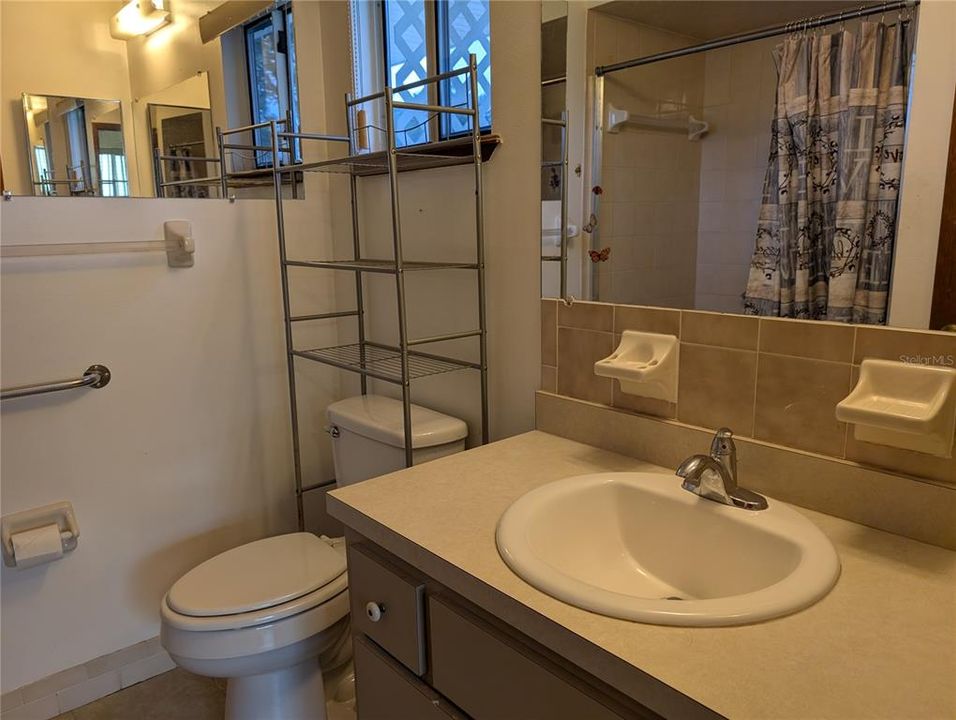 В аренду: $1,500 (2 спален, 2 ванн, 990 Квадратных фут)