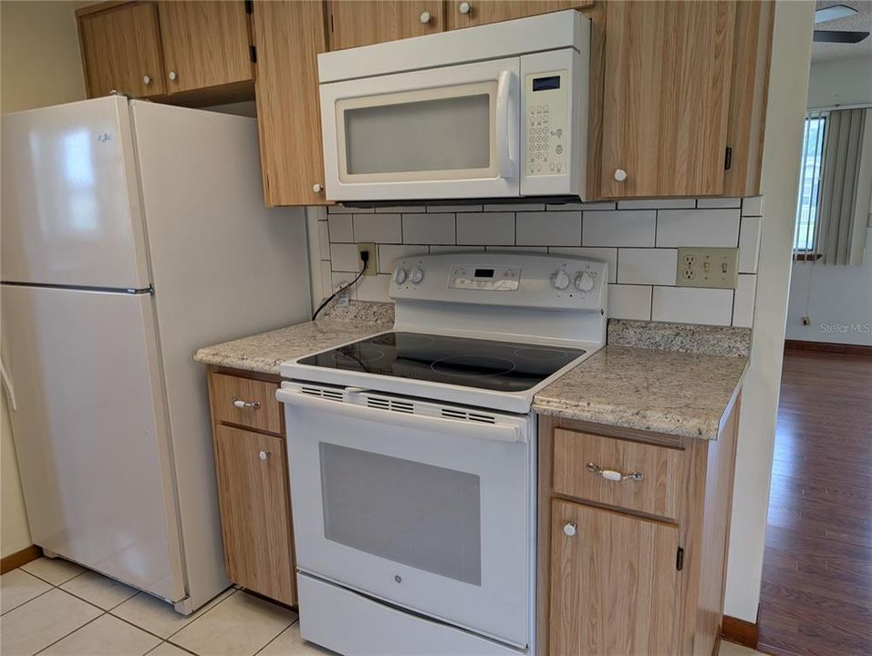 В аренду: $1,500 (2 спален, 2 ванн, 990 Квадратных фут)