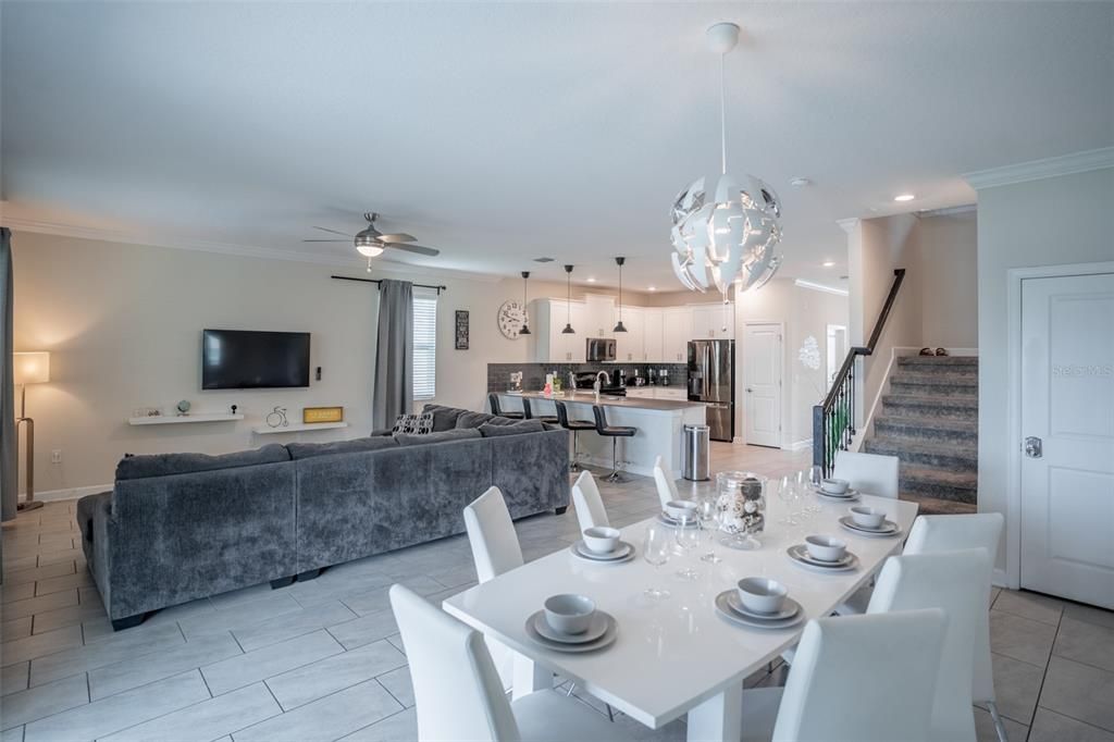 En Venta: $915,000 (8 camas, 5 baños, 4289 Pies cuadrados)