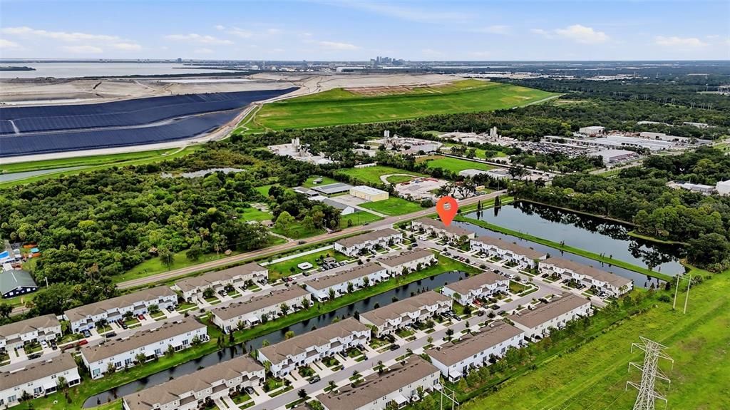 На продажу: $244,900 (3 спален, 2 ванн, 1400 Квадратных фут)