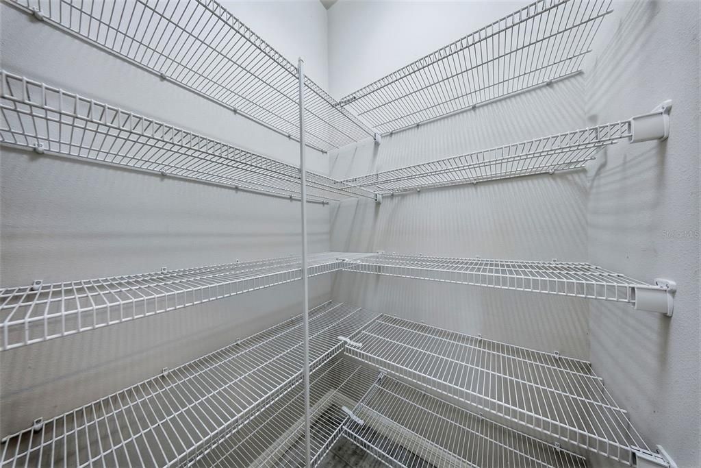 На продажу: $244,900 (3 спален, 2 ванн, 1400 Квадратных фут)