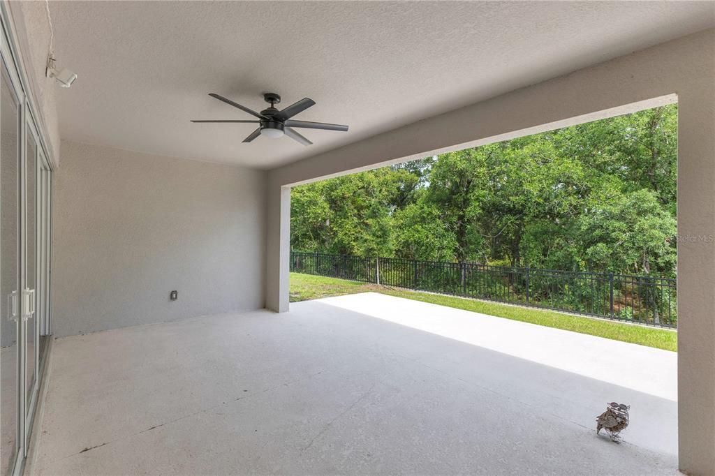 For Sale: $650,000 (5 beds, 4 baths, 3329 Square Feet)