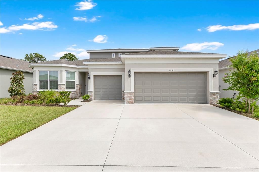 For Sale: $650,000 (5 beds, 4 baths, 3329 Square Feet)