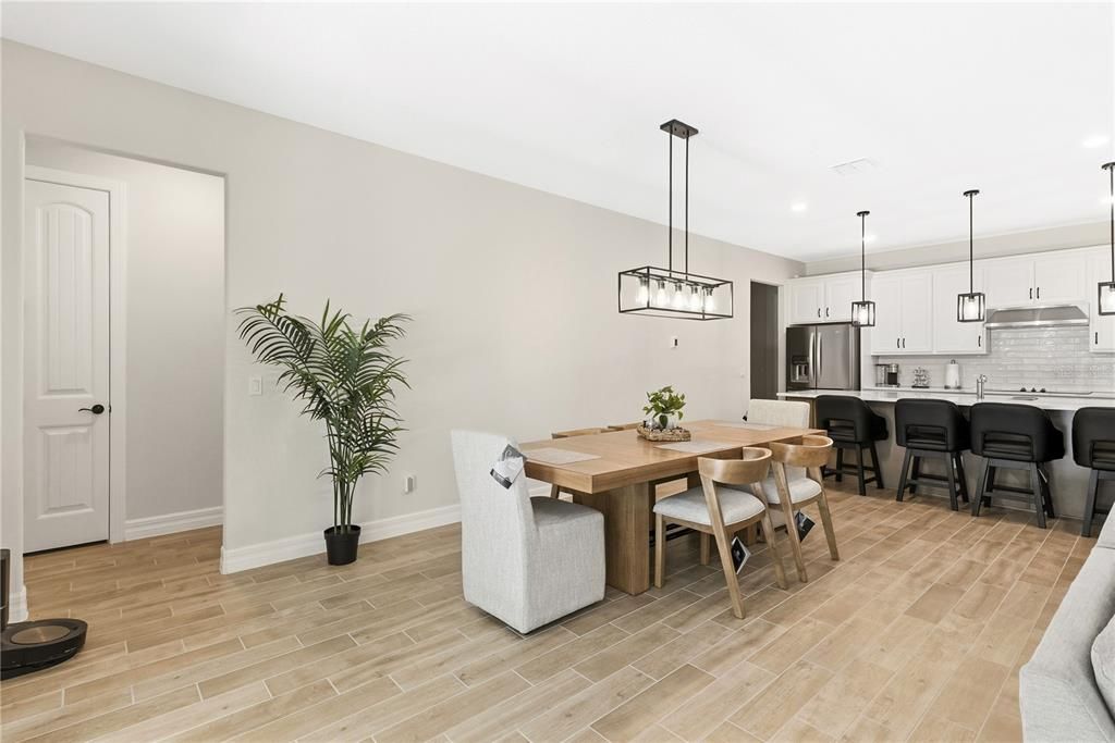 For Sale: $650,000 (5 beds, 4 baths, 3329 Square Feet)