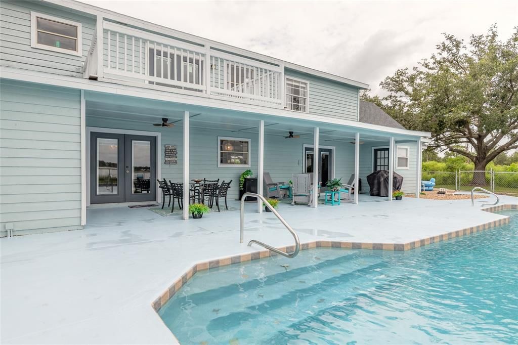 For Sale: $649,000 (4 beds, 3 baths, 2912 Square Feet)