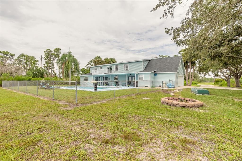For Sale: $649,000 (4 beds, 3 baths, 2912 Square Feet)