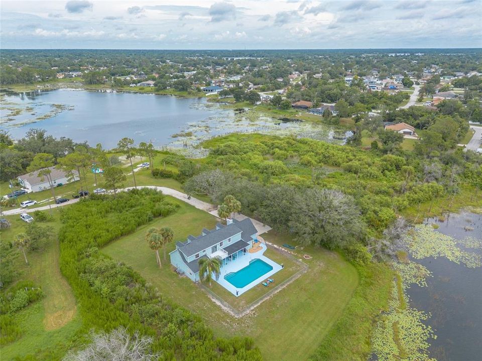 For Sale: $649,000 (4 beds, 3 baths, 2912 Square Feet)