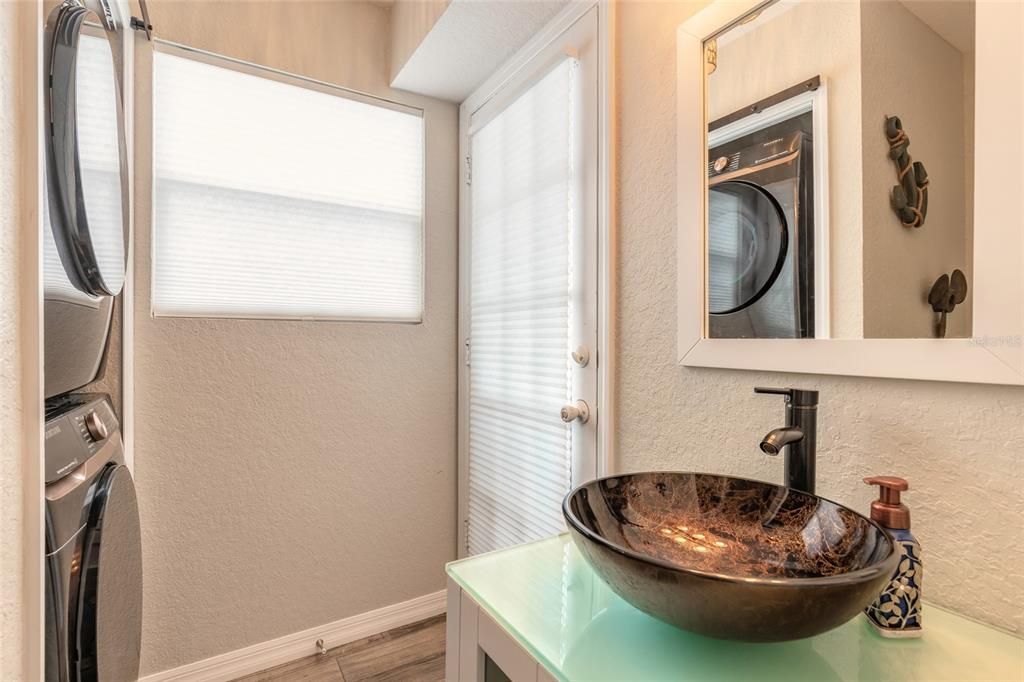 For Sale: $649,000 (4 beds, 3 baths, 2912 Square Feet)