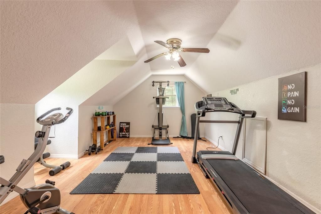 For Sale: $649,000 (4 beds, 3 baths, 2912 Square Feet)
