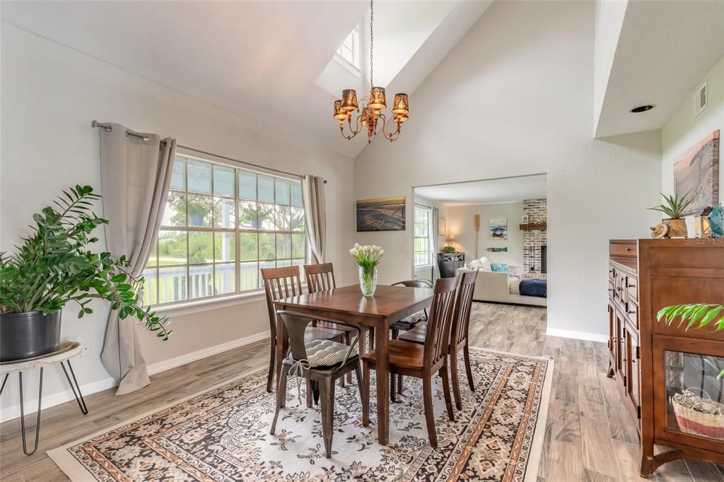 For Sale: $649,000 (4 beds, 3 baths, 2912 Square Feet)