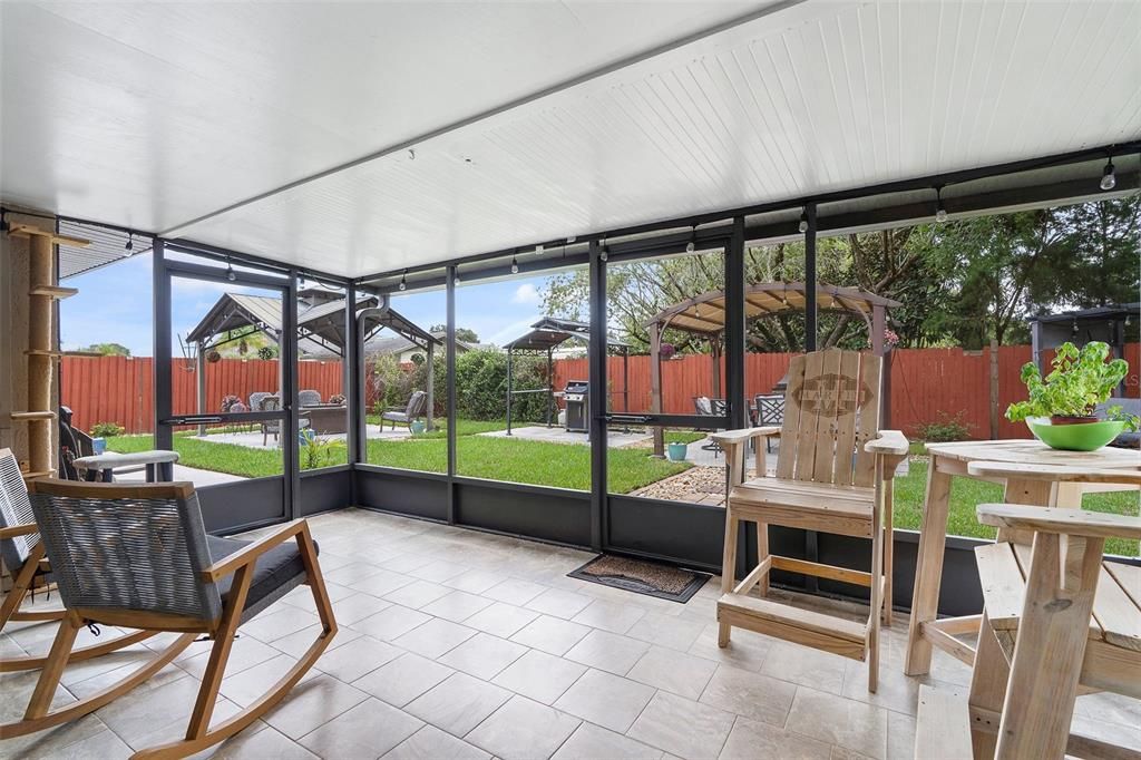 For Sale: $475,000 (3 beds, 2 baths, 1545 Square Feet)