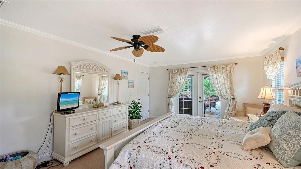 : $529,000 (3 camas, 3 baños, 2334 Pies cuadrados)