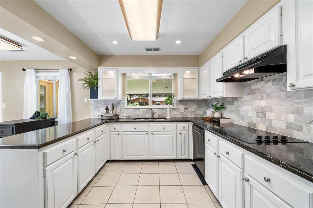 For Sale: $445,000 (3 beds, 2 baths, 2394 Square Feet)