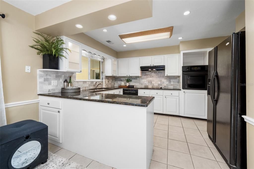 For Sale: $445,000 (3 beds, 2 baths, 2394 Square Feet)
