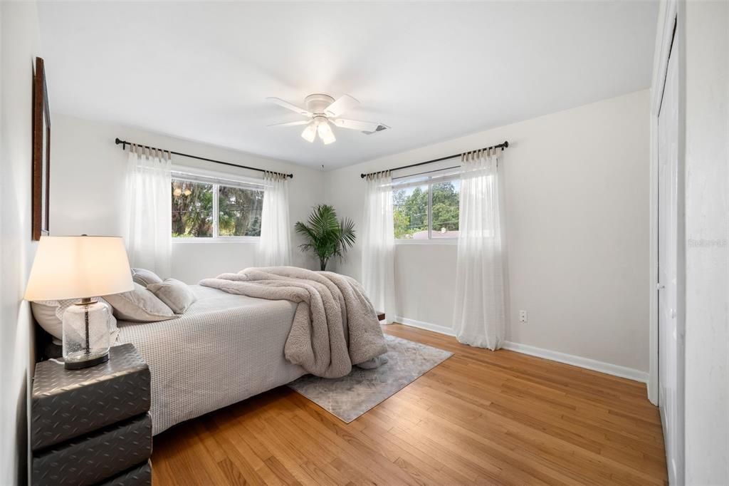 For Sale: $445,000 (3 beds, 2 baths, 2394 Square Feet)
