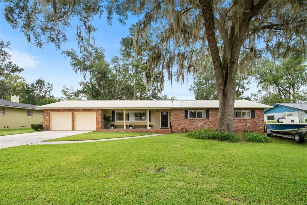 For Sale: $445,000 (3 beds, 2 baths, 2394 Square Feet)