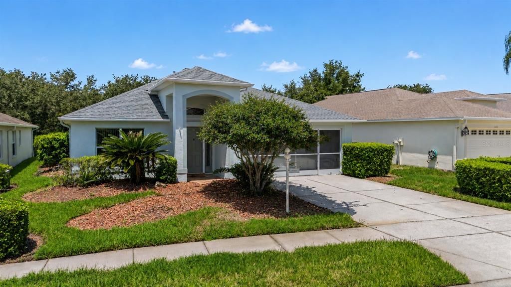For Sale: $375,000 (3 beds, 2 baths, 2032 Square Feet)