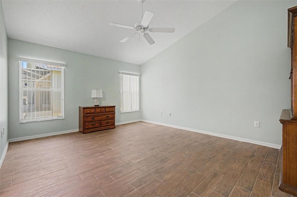 For Sale: $375,000 (3 beds, 2 baths, 2032 Square Feet)