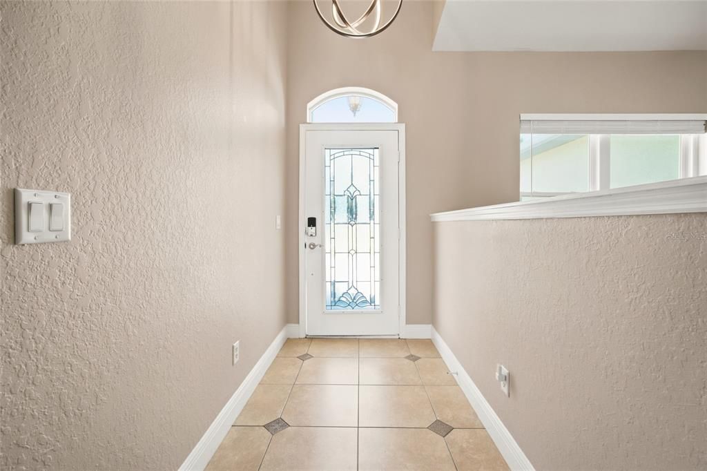 En Venta: $349,900 (3 camas, 2 baños, 2160 Pies cuadrados)