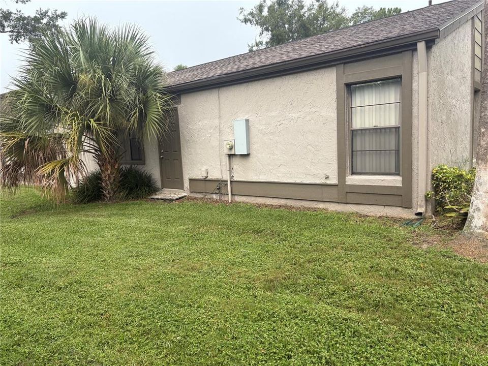 For Sale: $345,000 (3 beds, 2 baths, 1721 Square Feet)