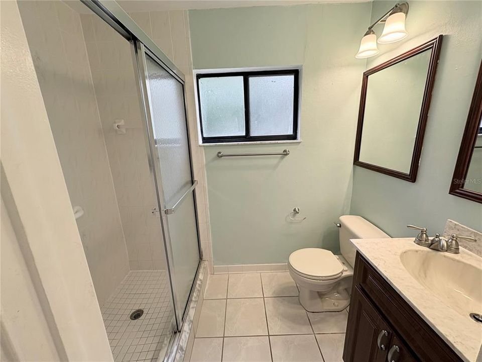 For Sale: $345,000 (3 beds, 2 baths, 1721 Square Feet)