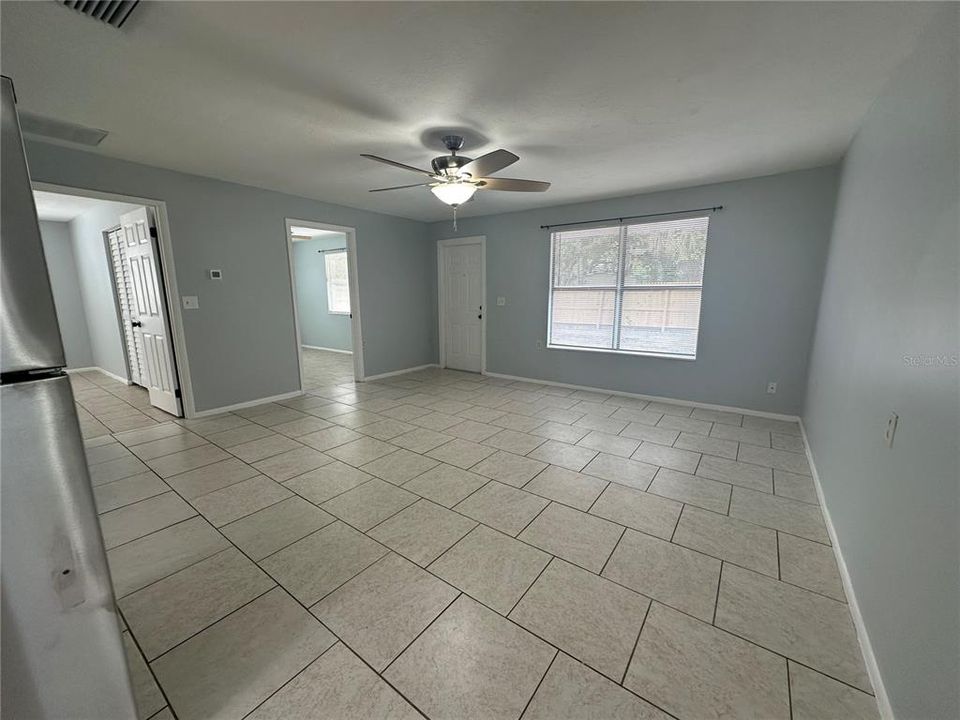 For Sale: $499,900 (5 beds, 2 baths, 1588 Square Feet)