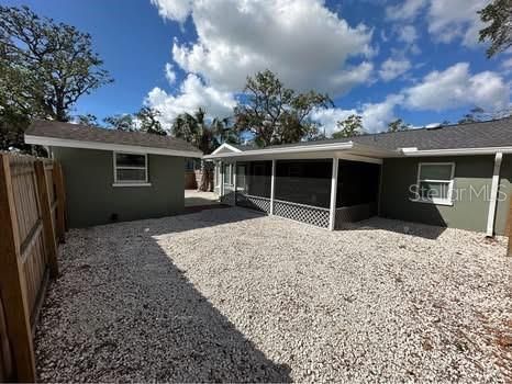 For Sale: $499,900 (5 beds, 2 baths, 1588 Square Feet)