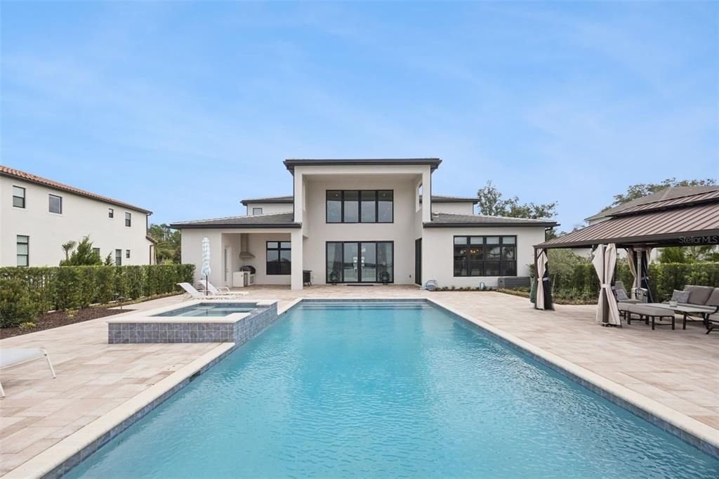 En Venta: $3,995,000 (5 camas, 6 baños, 5783 Pies cuadrados)