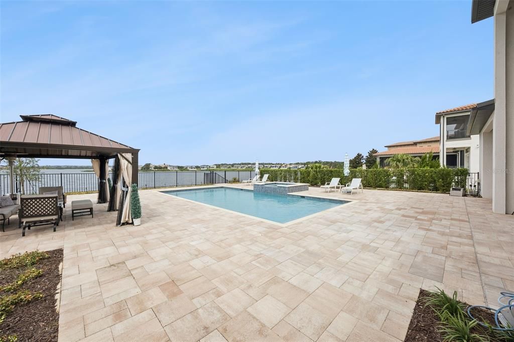 En Venta: $3,995,000 (5 camas, 6 baños, 5783 Pies cuadrados)