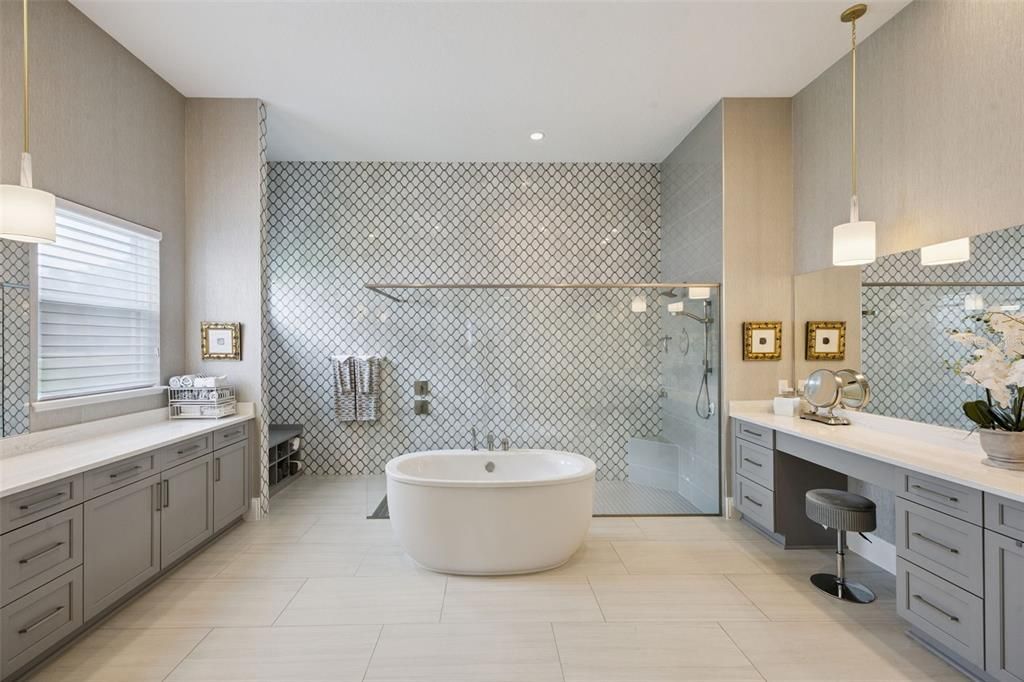 En Venta: $3,995,000 (5 camas, 6 baños, 5783 Pies cuadrados)