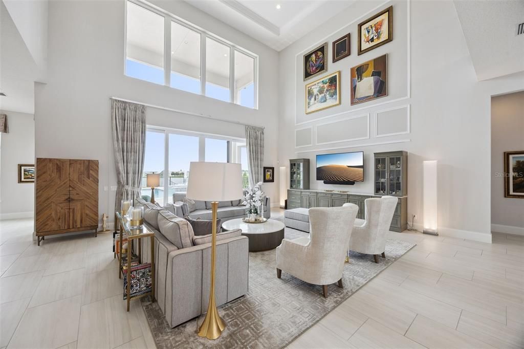 En Venta: $3,995,000 (5 camas, 6 baños, 5783 Pies cuadrados)