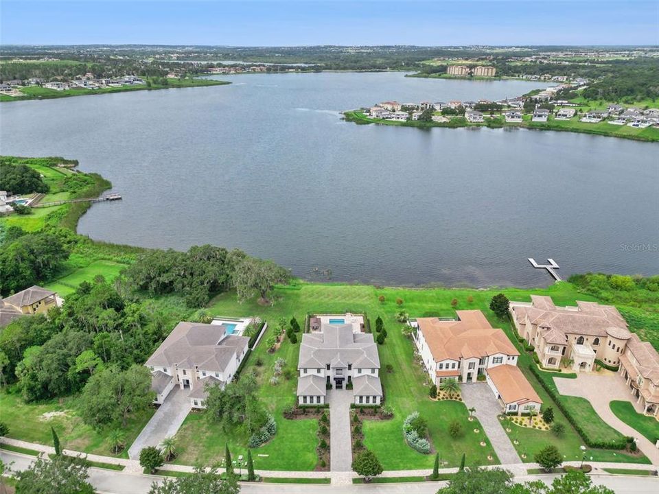 En Venta: $3,995,000 (5 camas, 6 baños, 5783 Pies cuadrados)