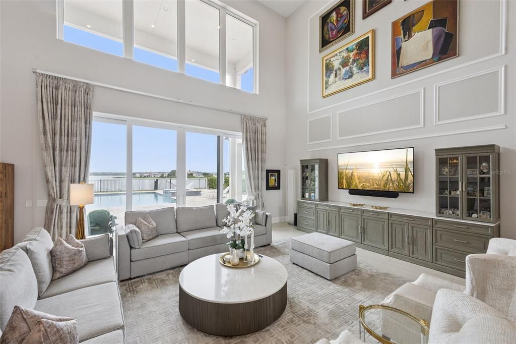 En Venta: $3,995,000 (5 camas, 6 baños, 5783 Pies cuadrados)