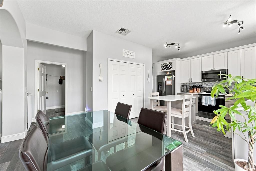 For Sale: $499,000 (3 beds, 2 baths, 2155 Square Feet)