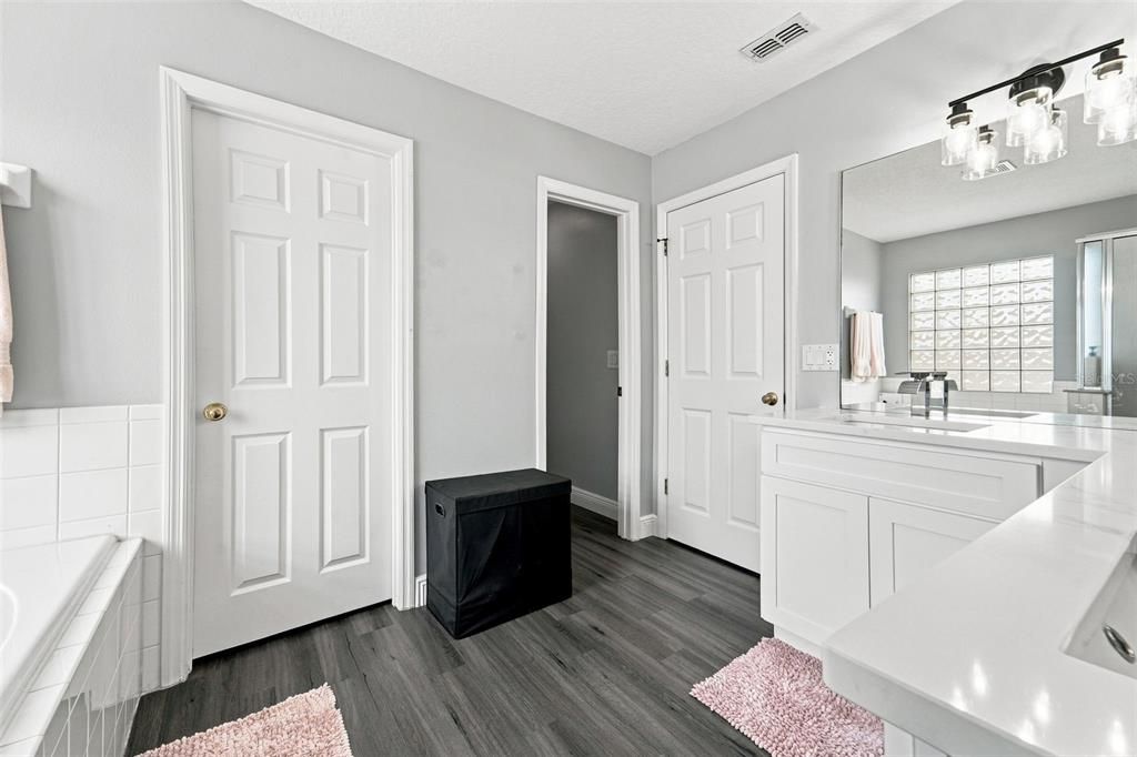 For Sale: $499,000 (3 beds, 2 baths, 2155 Square Feet)