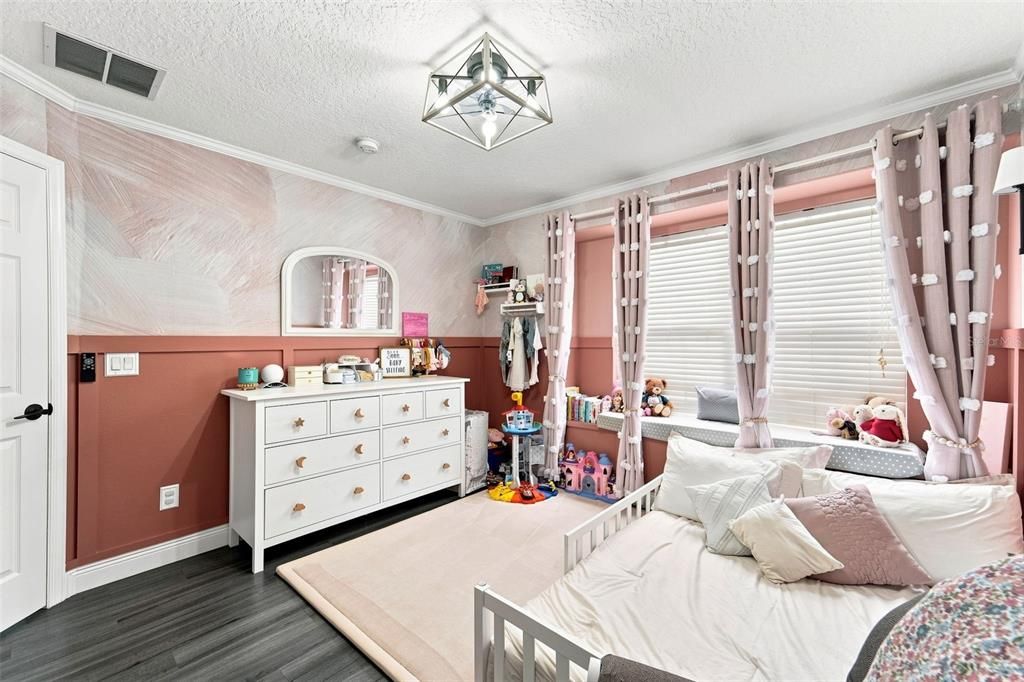 For Sale: $499,000 (3 beds, 2 baths, 2155 Square Feet)