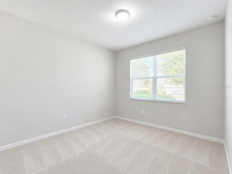 For Sale: $547,900 (3 beds, 3 baths, 2317 Square Feet)