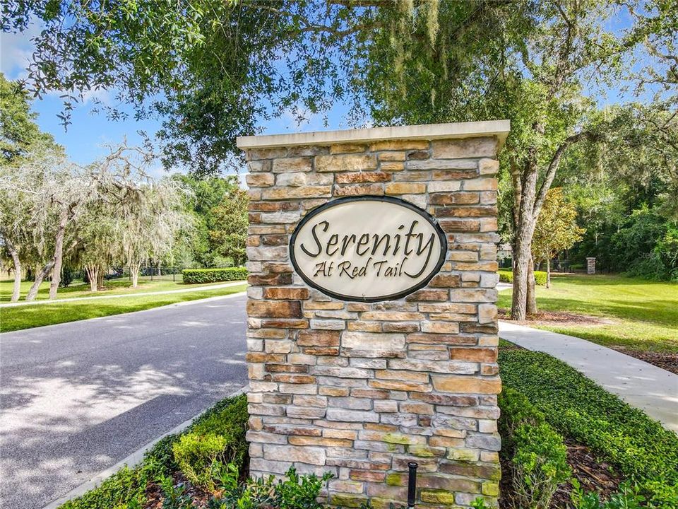 For Sale: $547,900 (3 beds, 3 baths, 2317 Square Feet)