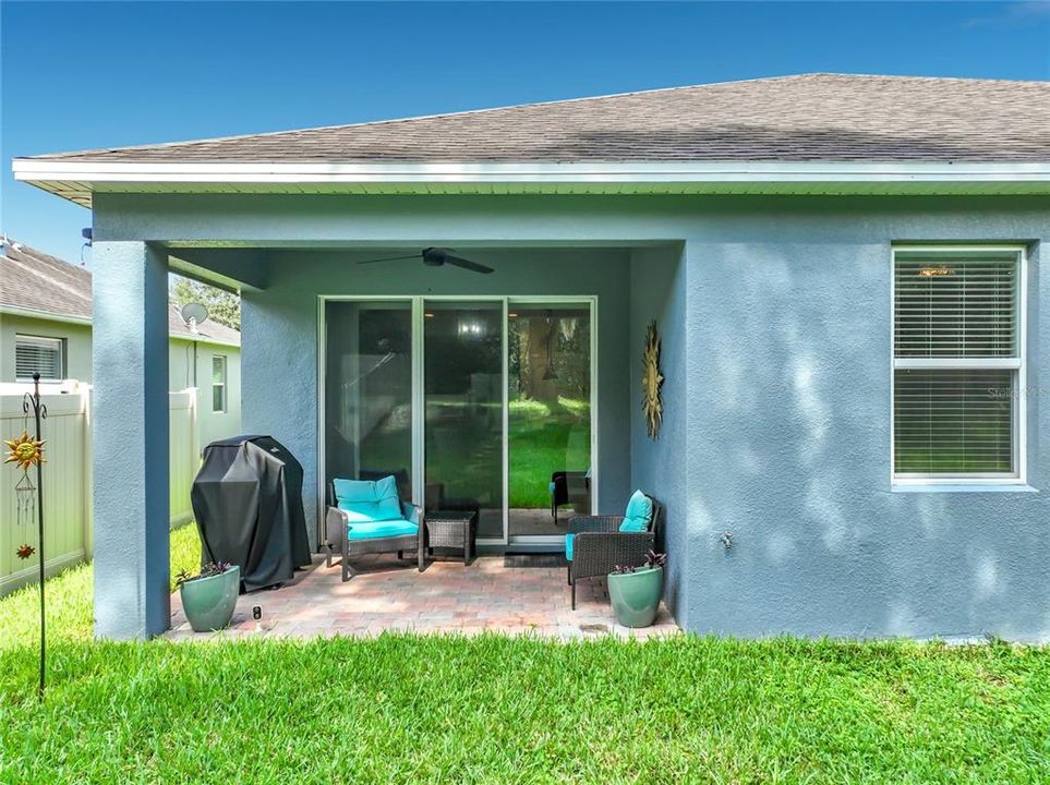 For Sale: $547,900 (3 beds, 3 baths, 2317 Square Feet)