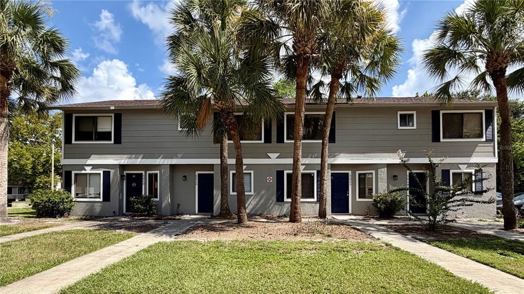 For Rent: $1,495 (2 beds, 1 baths, 996 Square Feet)