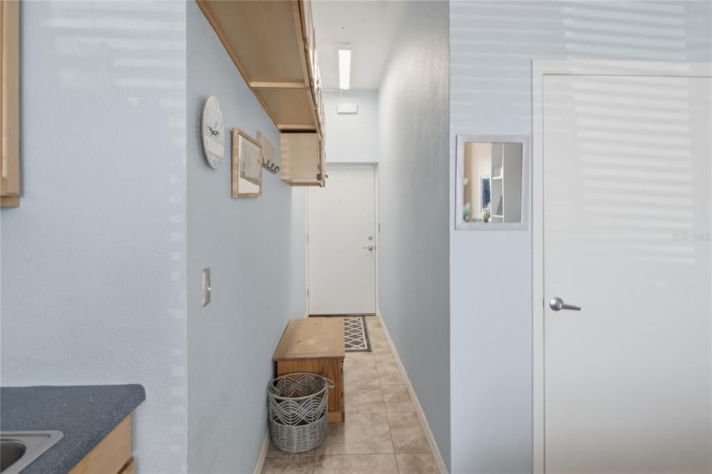 For Sale: $205,000 (1 beds, 1 baths, 309 Square Feet)