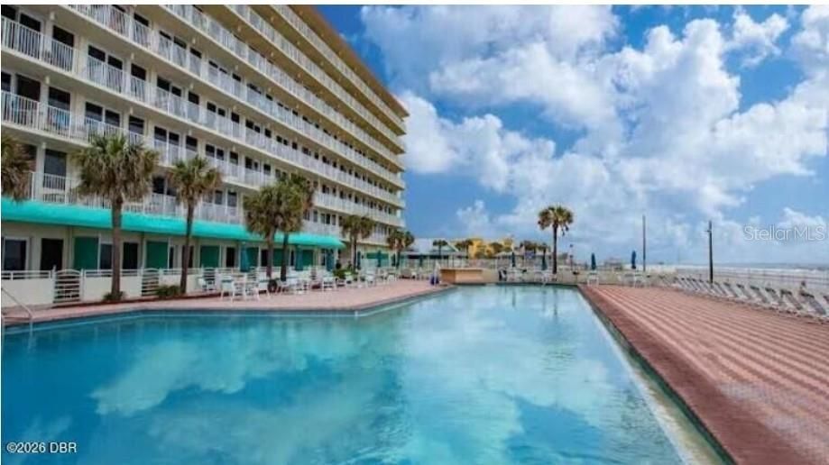 For Sale: $205,000 (1 beds, 1 baths, 309 Square Feet)