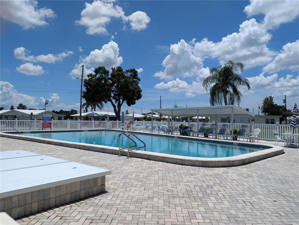 For Sale: $280,000 (2 beds, 2 baths, 1576 Square Feet)