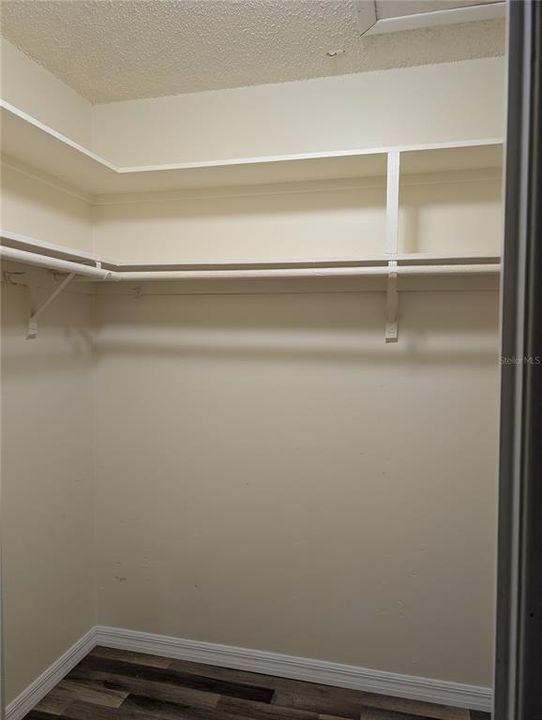 For Sale: $280,000 (2 beds, 2 baths, 1576 Square Feet)
