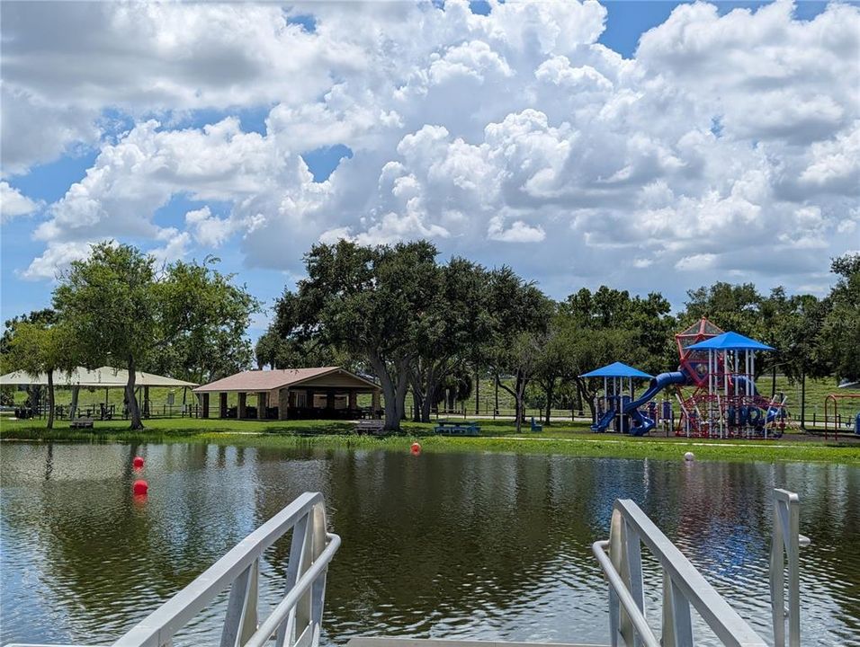 For Sale: $280,000 (2 beds, 2 baths, 1576 Square Feet)